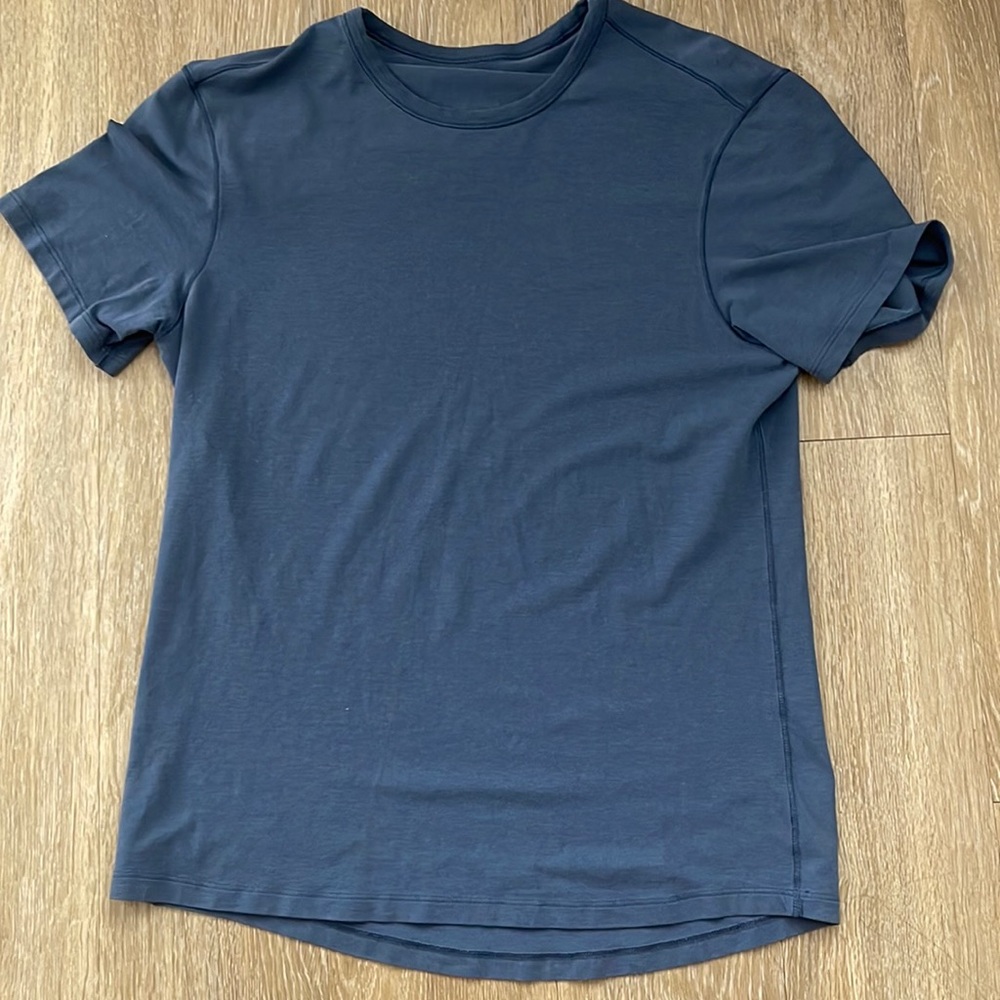 Lululemon Fundamental Tee